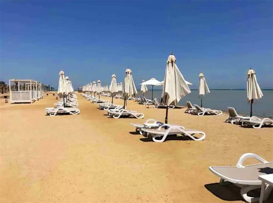 Apartment Stunning 2 Br/ Free & Pool Access @ Mangroovy, El Gouna